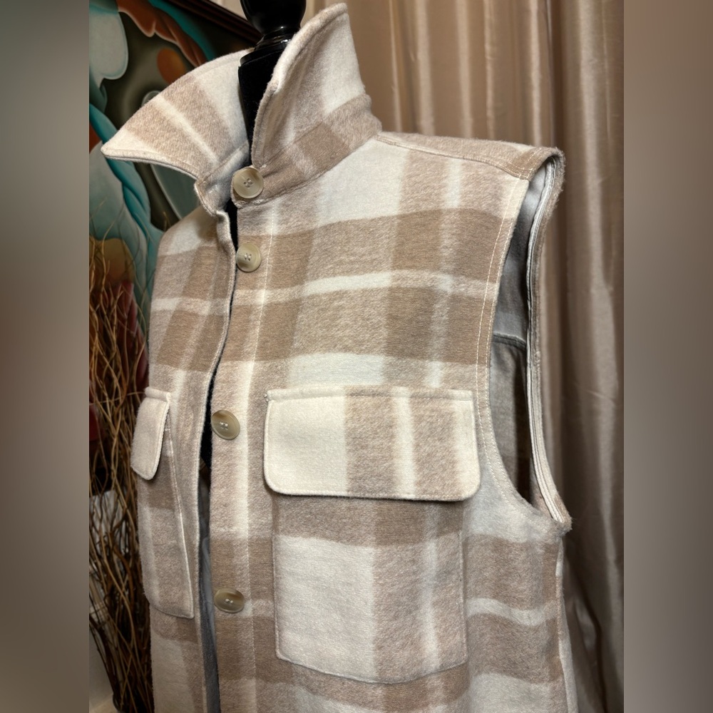 NWT - H&M Long Plaid Vest Beige Cream , Poly Sz Small Oversized - Picture 5 of 8